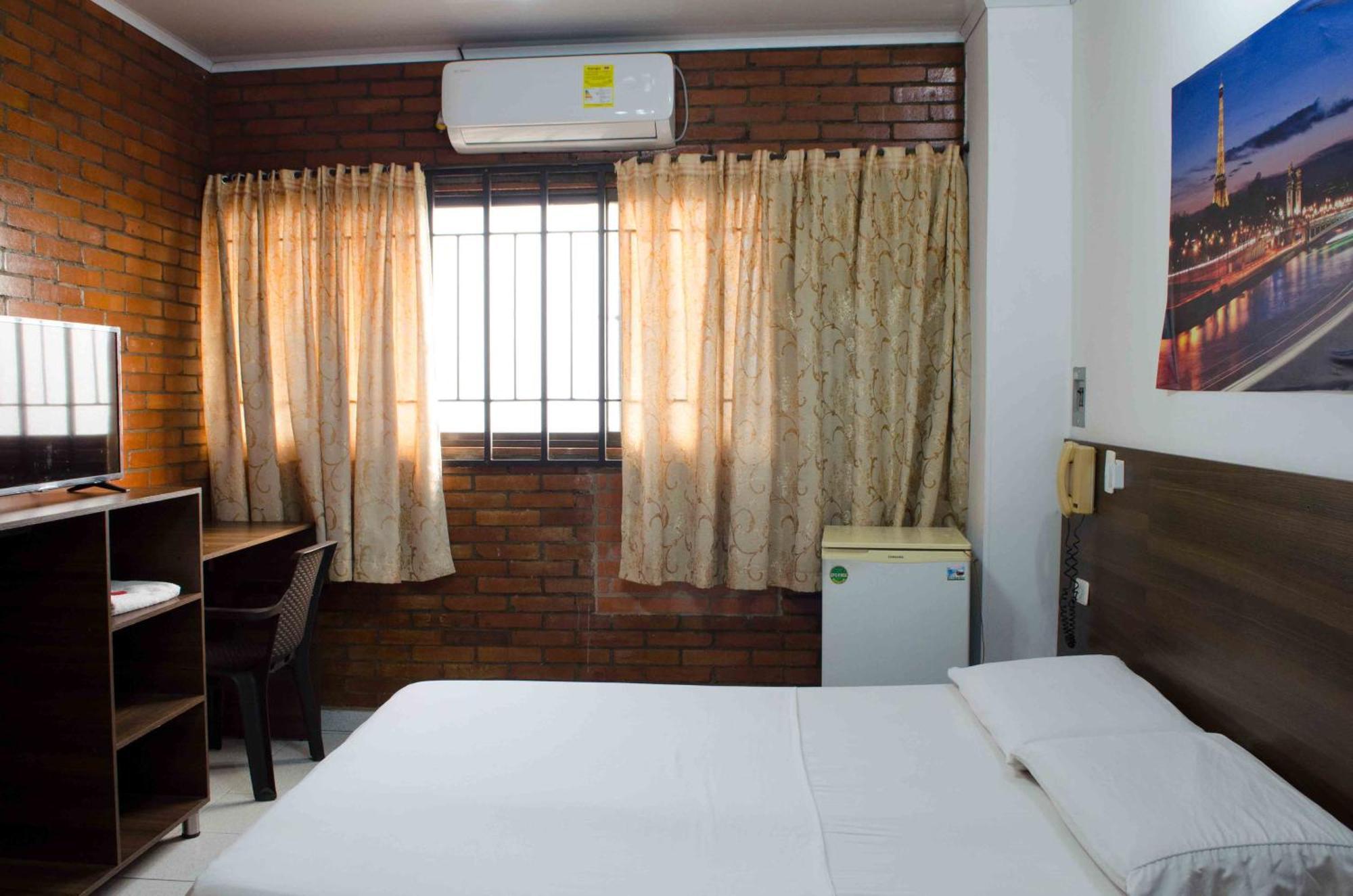 Hotel Elimar Girardot Bagian luar foto