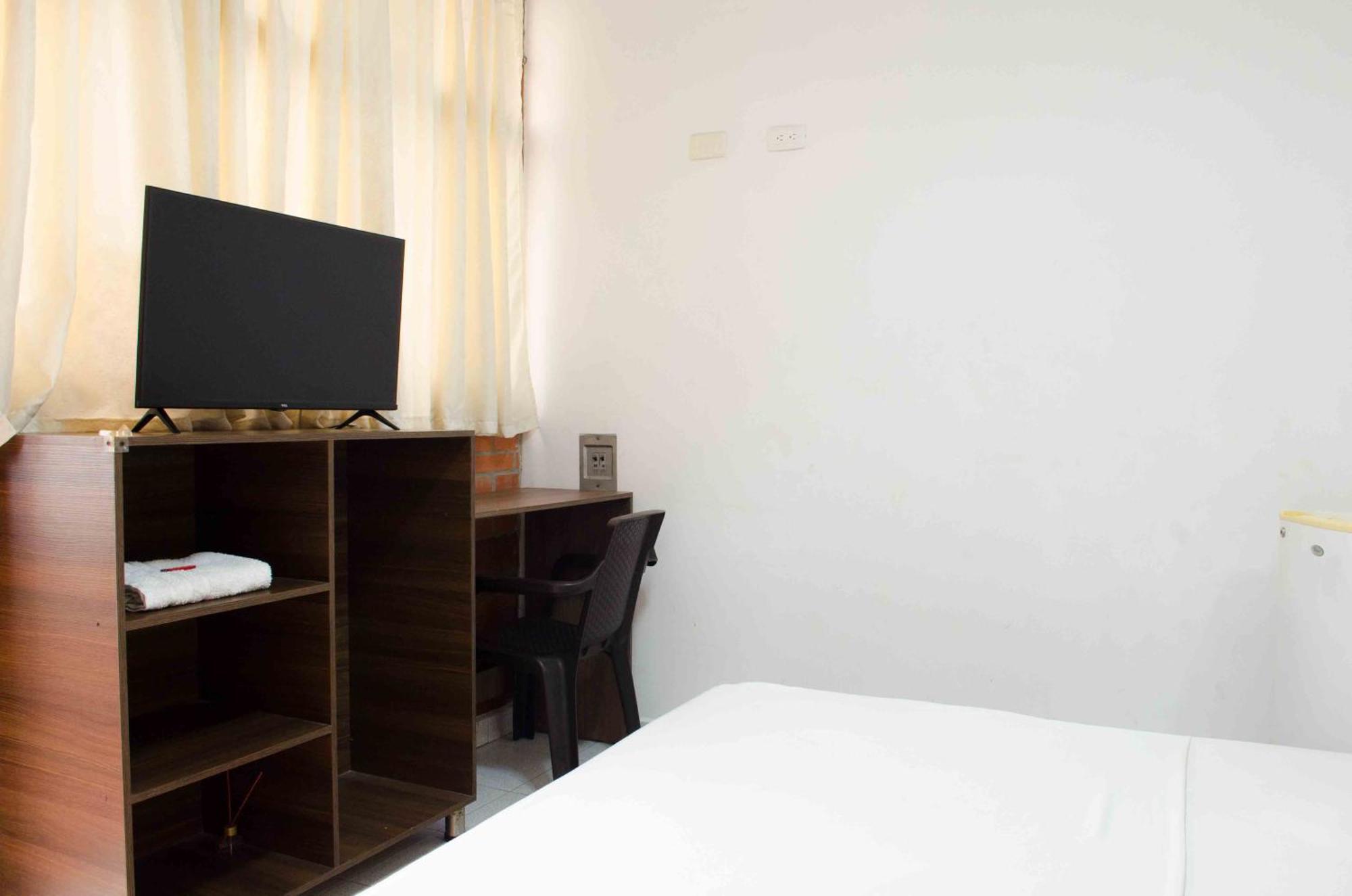 Hotel Elimar Girardot Bagian luar foto