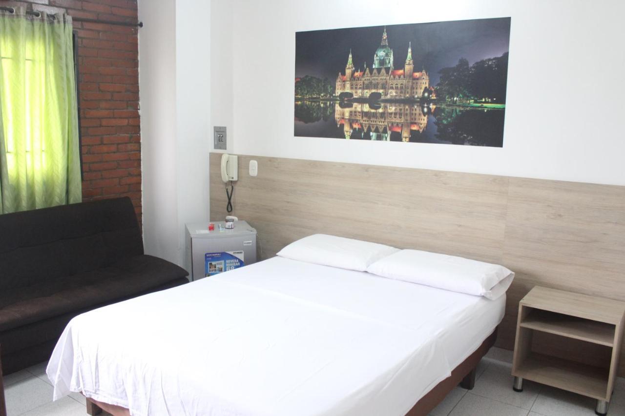 Hotel Elimar Girardot Bagian luar foto